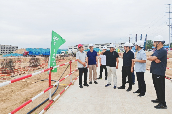 共謀鉬產(chǎn)業(yè)創(chuàng)新與協(xié)同發(fā)展 公司副總經(jīng)理劉振川一行赴靈寶市鉬行業(yè)企業(yè)考察調(diào)研